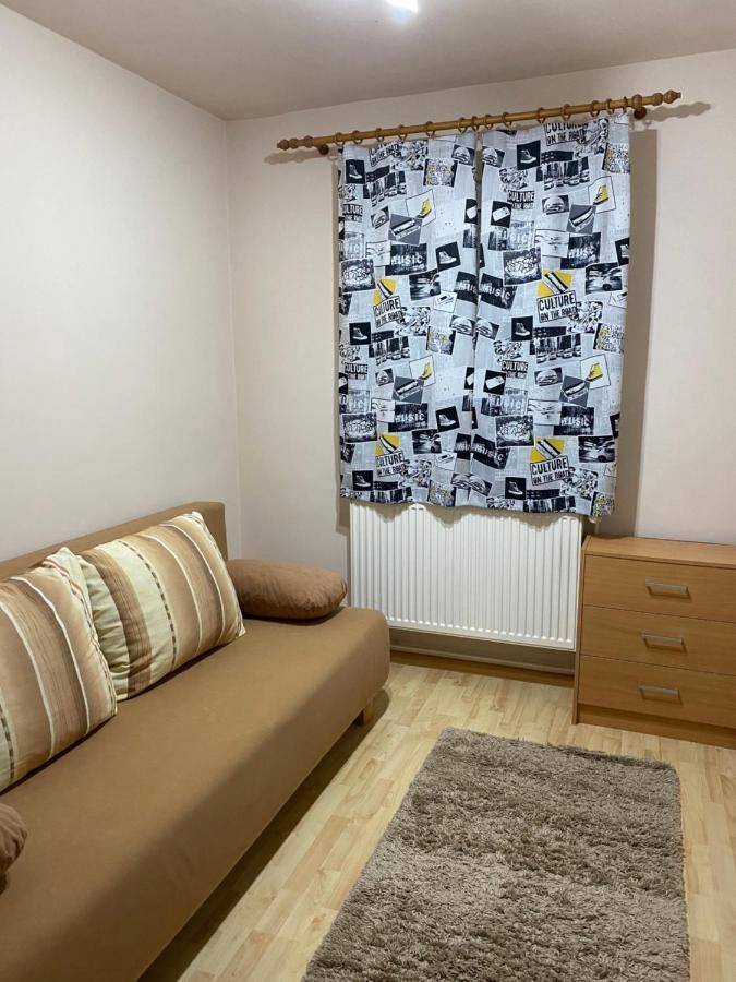 Sellada Apartament - Free Private Parking,Ac,Wi-Fi Carei Luaran gambar