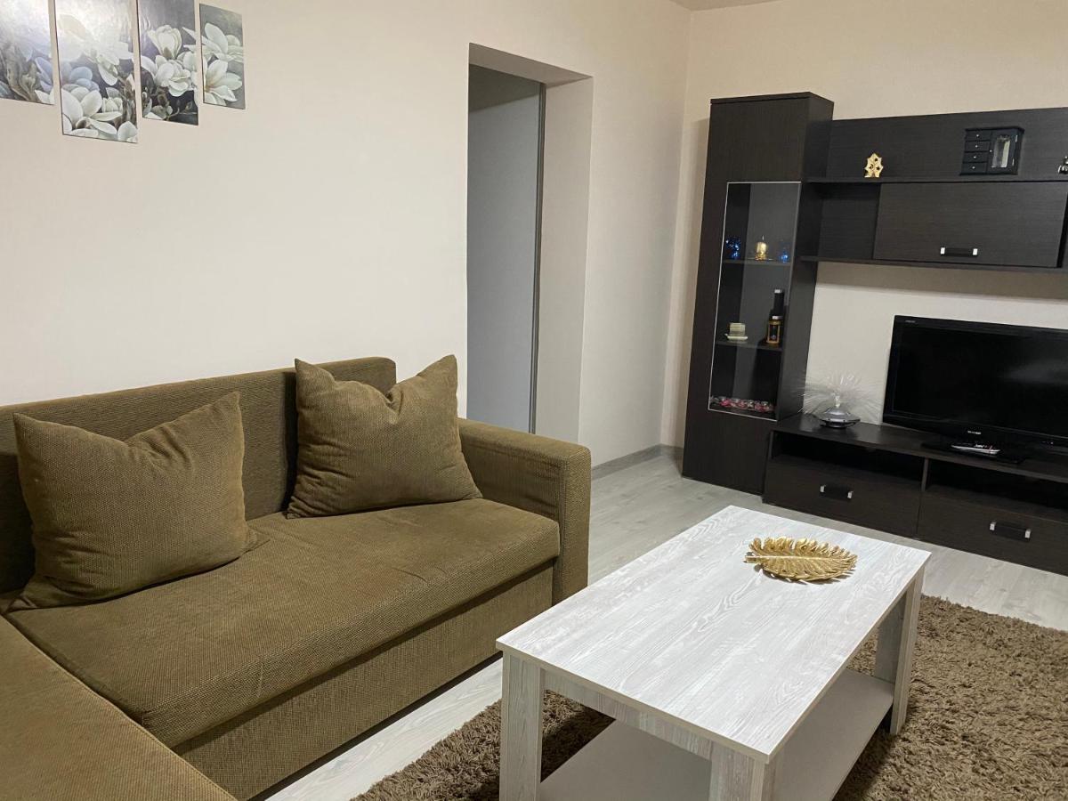 Sellada Apartament - Free Private Parking,Ac,Wi-Fi Carei Luaran gambar