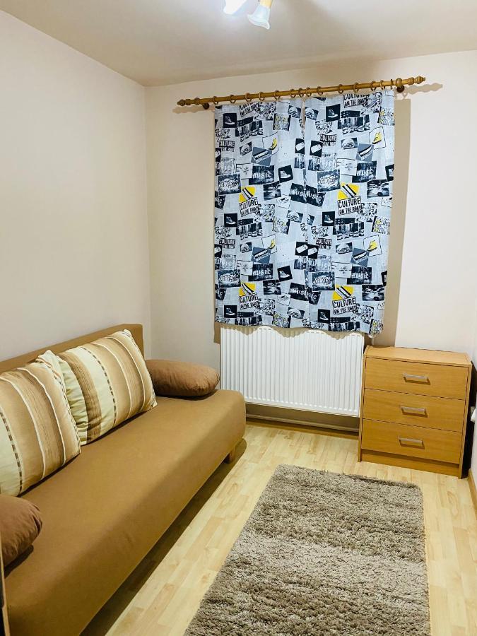 Sellada Apartament - Free Private Parking,Ac,Wi-Fi Carei Luaran gambar